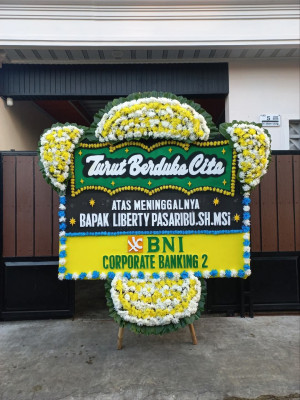 Papan Bunga Duka di Rawalumbu