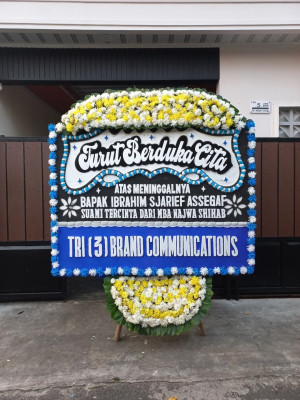 Papan Bunga Duka di Rawalumbu